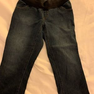 Maternity Capri’s